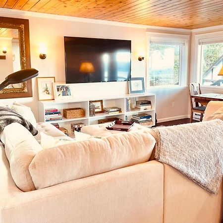 Puget Sound Chic Romantic Cottage With Private Beach Access & Gated Entry Port Ludlow 외부 사진
