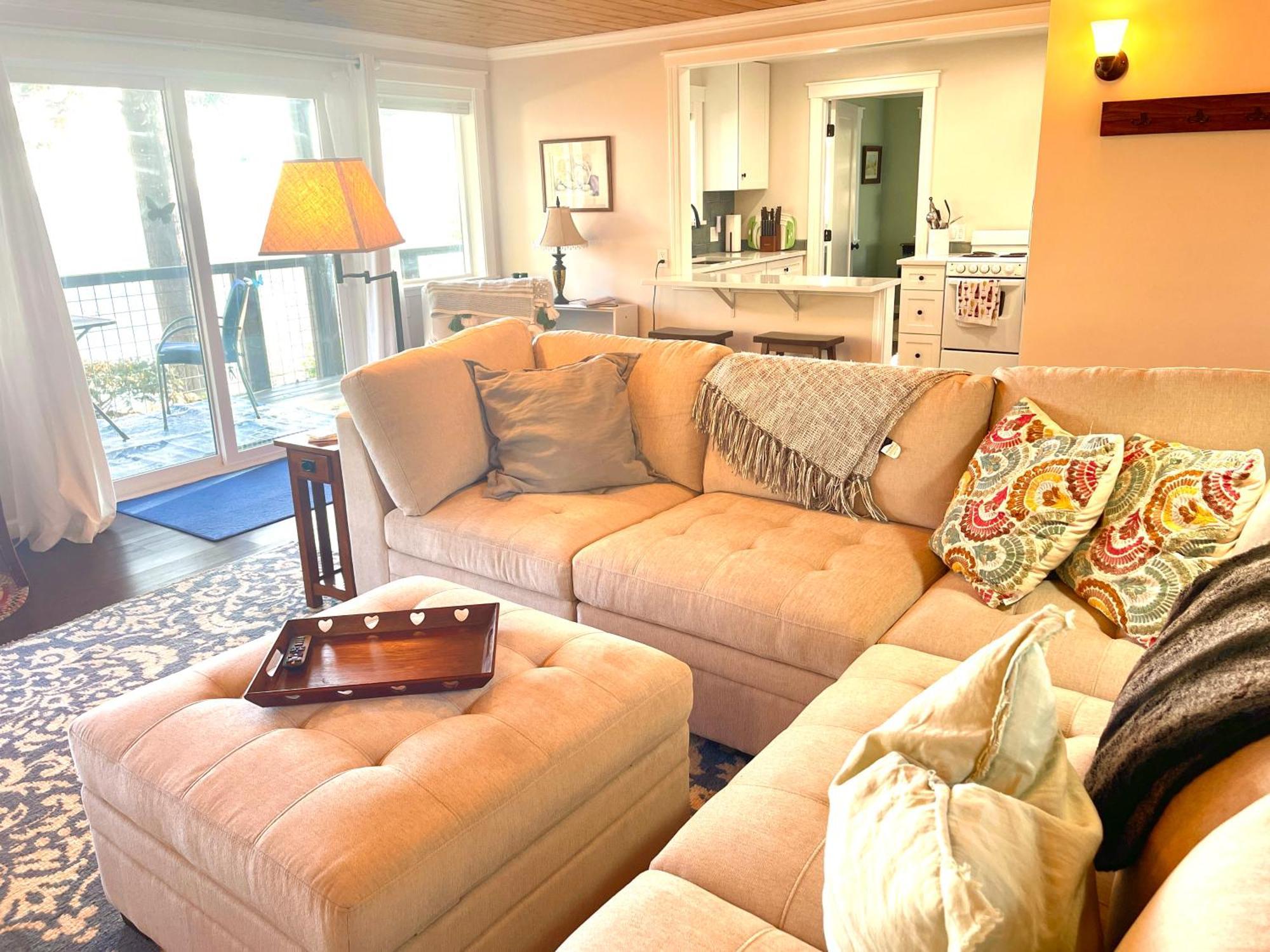 Puget Sound Chic Romantic Cottage With Private Beach Access & Gated Entry Port Ludlow 외부 사진