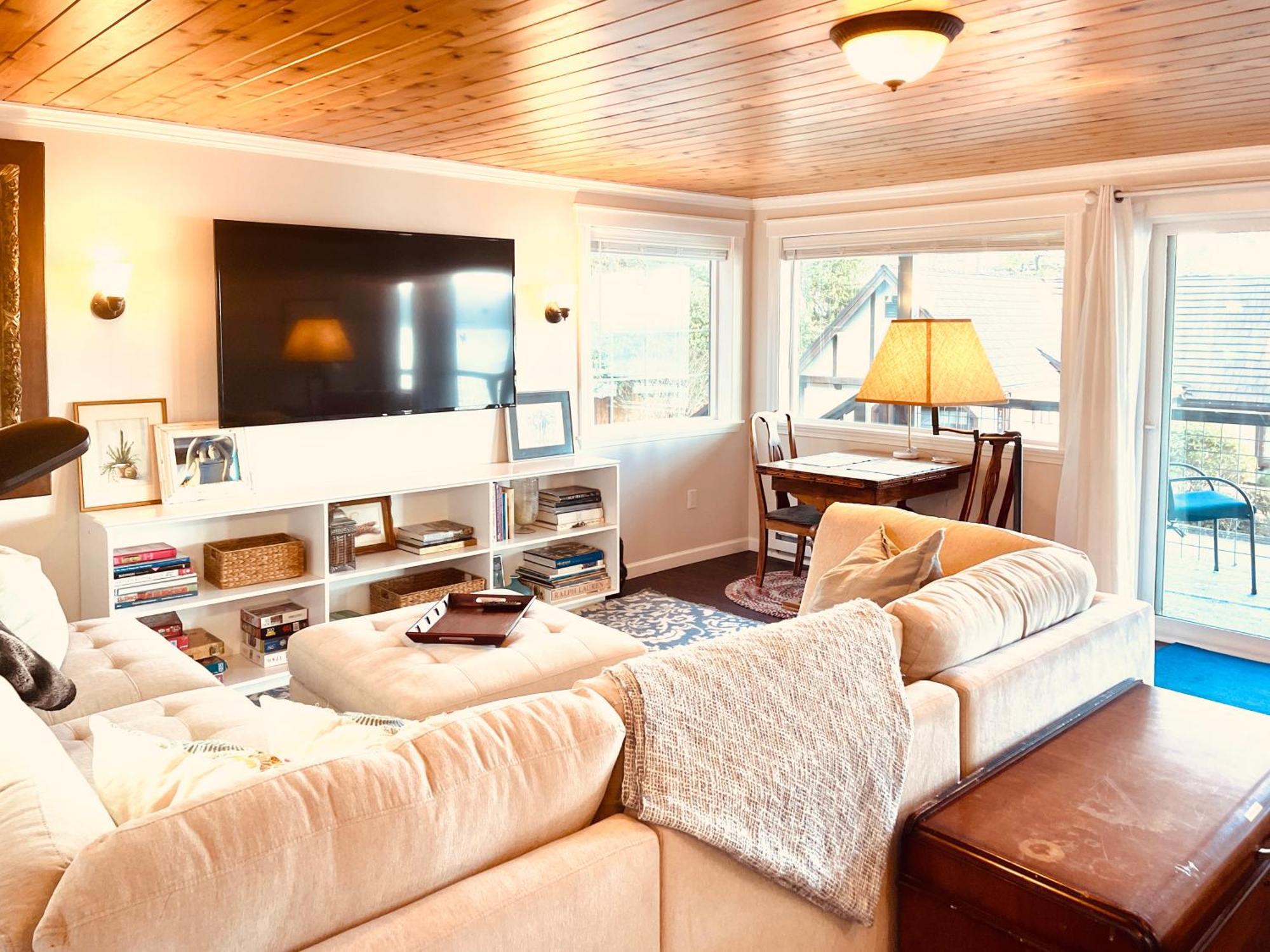 Puget Sound Chic Romantic Cottage With Private Beach Access & Gated Entry Port Ludlow 외부 사진
